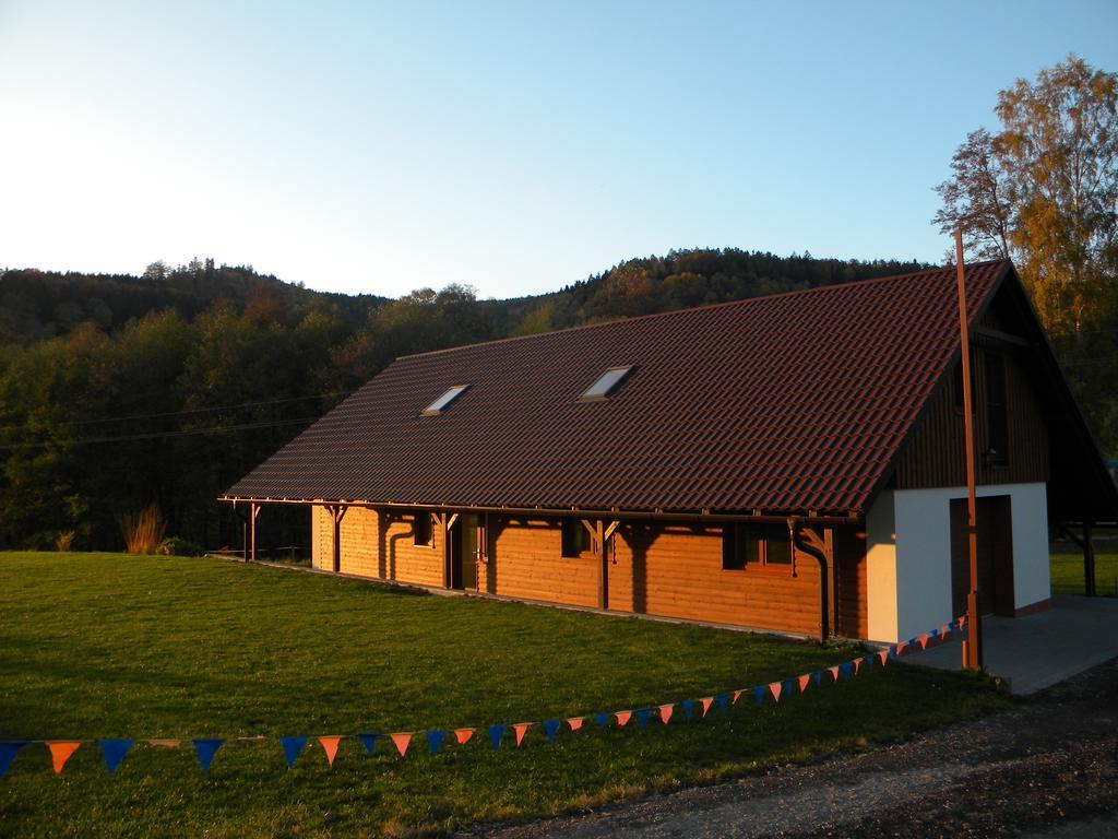 Penzion A Apartmany Skipark Hrabesice Krasne Exterior foto